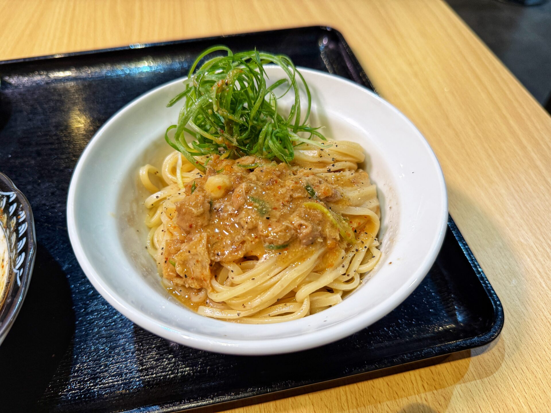 さいたま市「煮込の我家」500円の極上もつ煮込み定食にてんこ盛りの新店が8/1オープン！