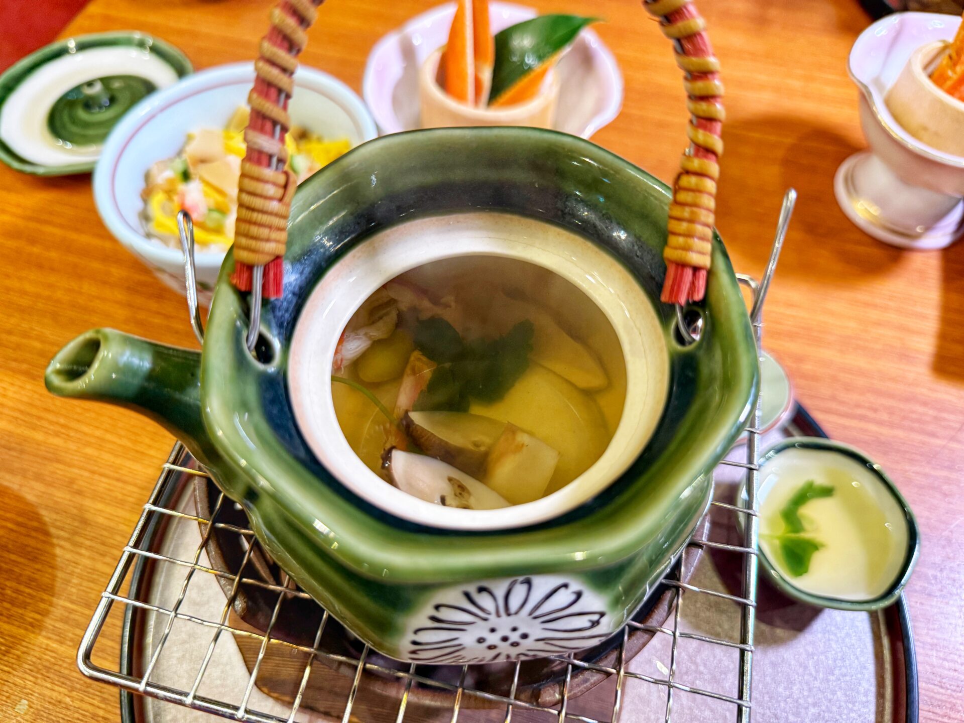 さいたま市「大宮 甲羅本店」松茸と蟹の秋グルメ！プチ旅行気分のご馳走ディナーが9/5から登場