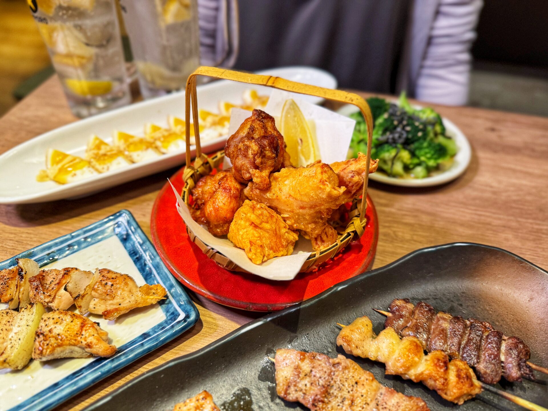 さいたま市「いただきコッコちゃん」浦和で見つけた北海道焼鳥と卵料理が美味すぎた