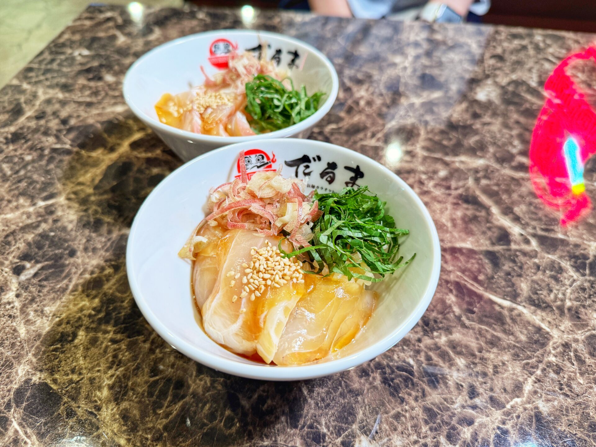 さいたま市大宮区「拉麺カラオケBARだるま」朝6まで営業とラーメン屋の常識を壊す新スポット