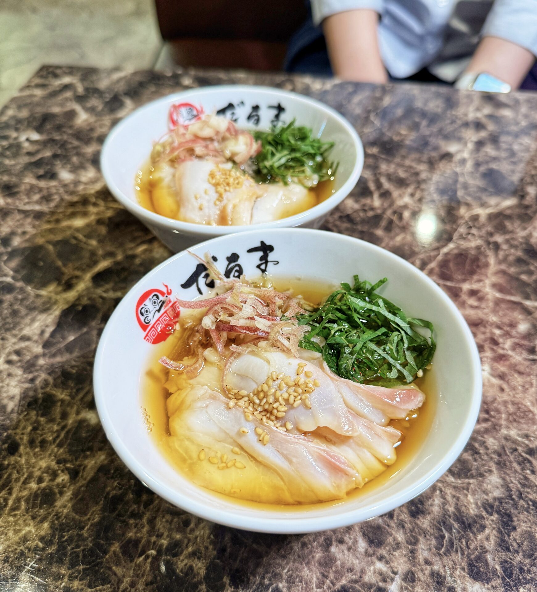 さいたま市大宮区「拉麺カラオケBARだるま」朝6まで営業とラーメン屋の常識を壊す新スポット