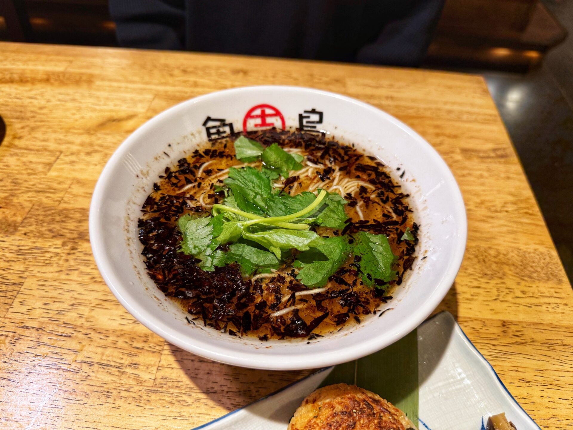 戸田市「魚介と串焼き 魚吉鳥吉」埼玉ではここだけ…ネギ明太豚しゃぶ&レア鯵フライが絶品