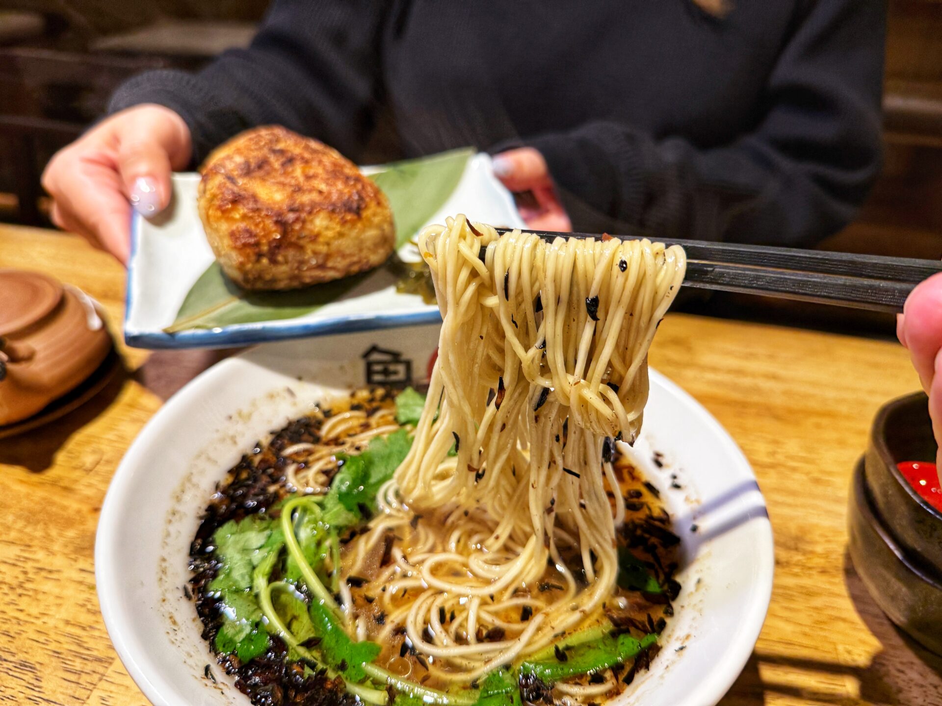 戸田市「魚介と串焼き 魚吉鳥吉」埼玉ではここだけ…ネギ明太豚しゃぶ&レア鯵フライが絶品