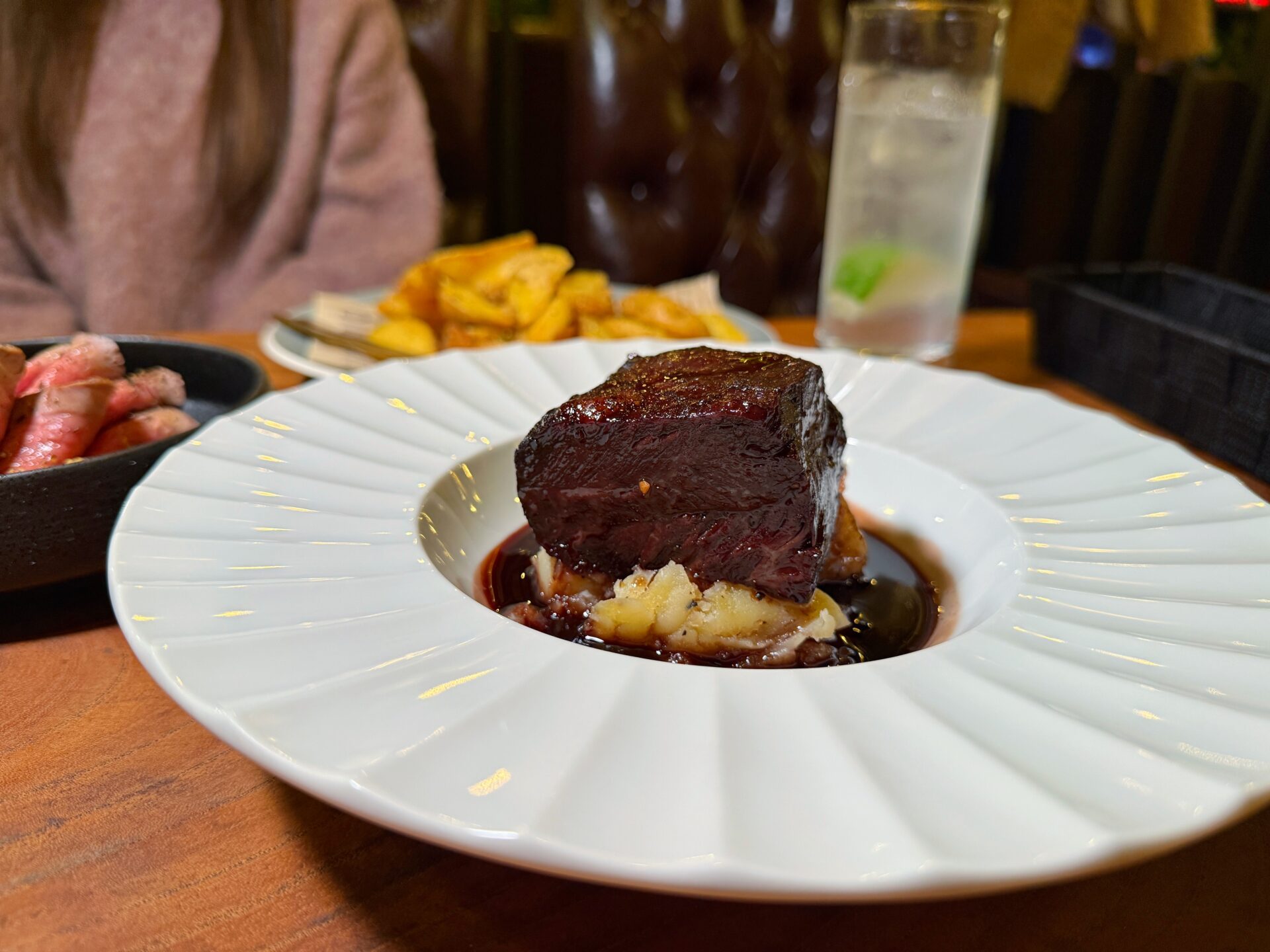 春日部市「Bar Lit」料理も本格的！埼玉でワンランク上の夜を過ごせる大人の隠れ家